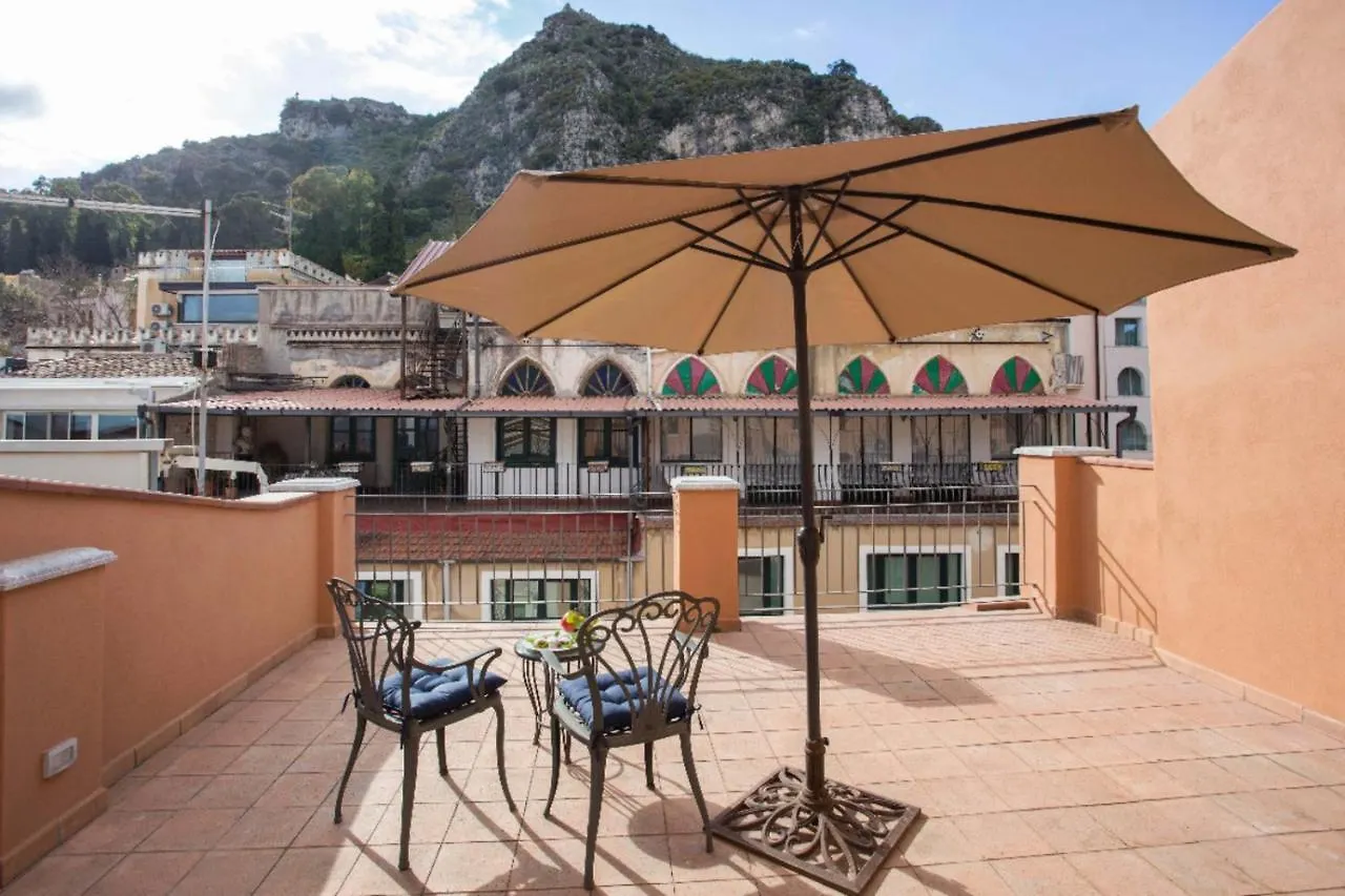 Vilagos Apartments & Loft Taormine
