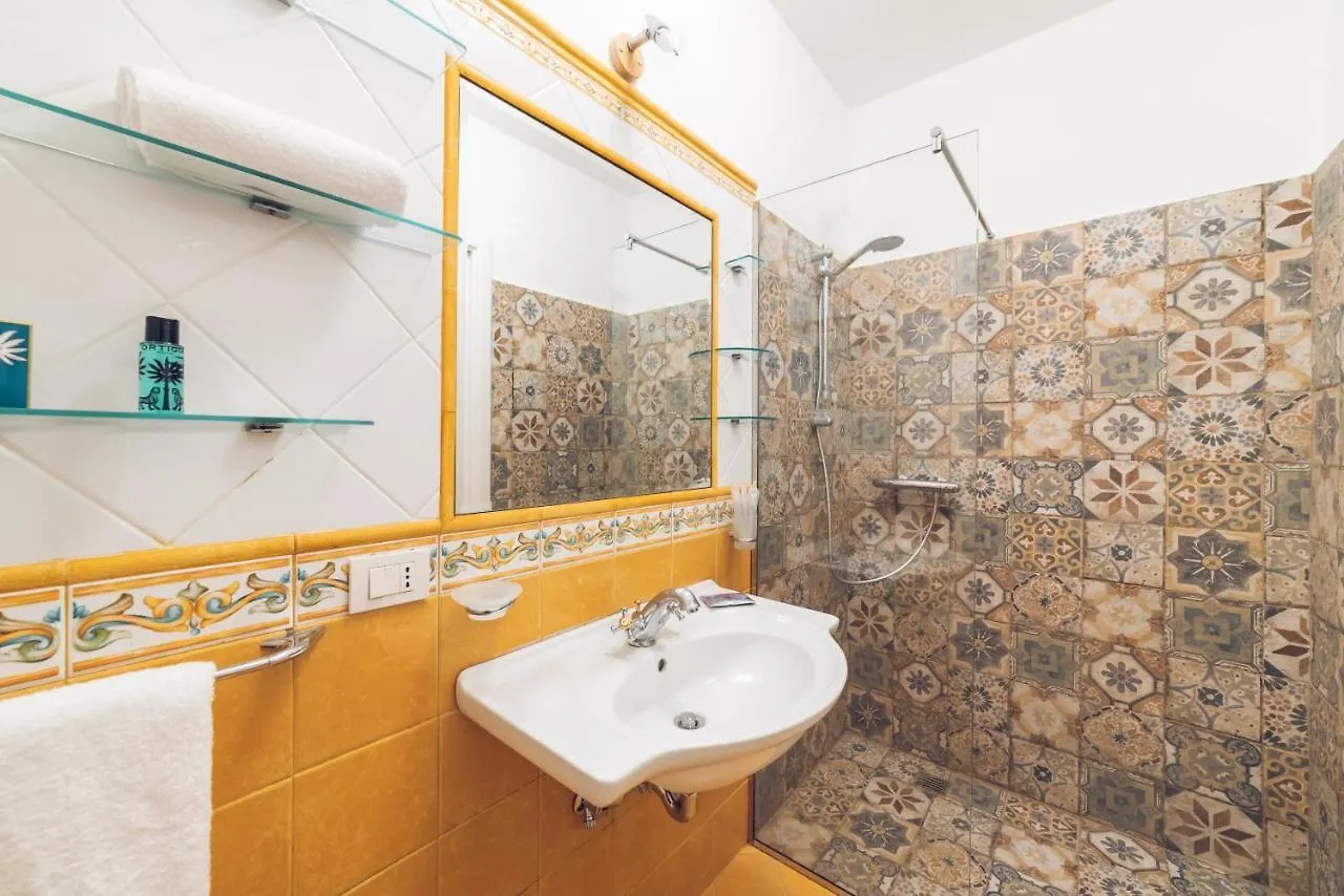 Vilagos Apartments & Loft Taormina 0*,